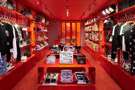 Introducing Dolce & Gabbana's holiday market 